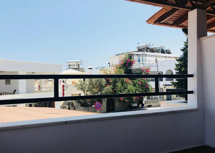 Cam Ξενοδοχείο *