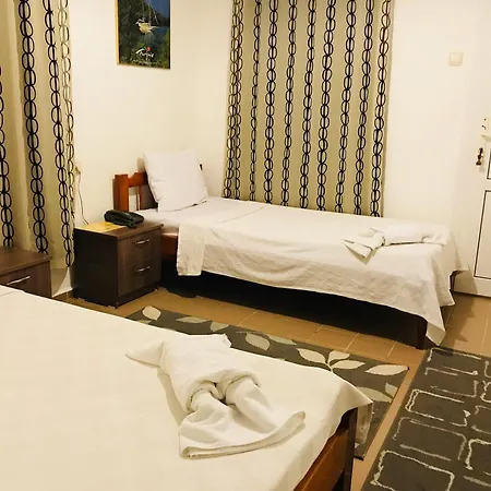 Cam Hotel