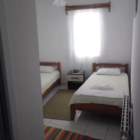 Cam Hotel